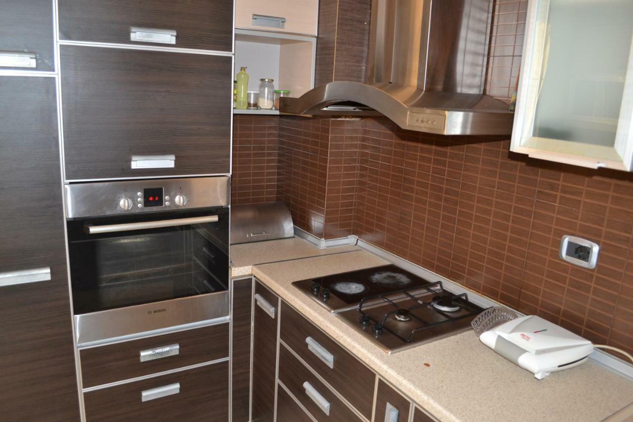 Penthouse Terrace 4 Bedrooms Apartment Vlorë Екстериор снимка
