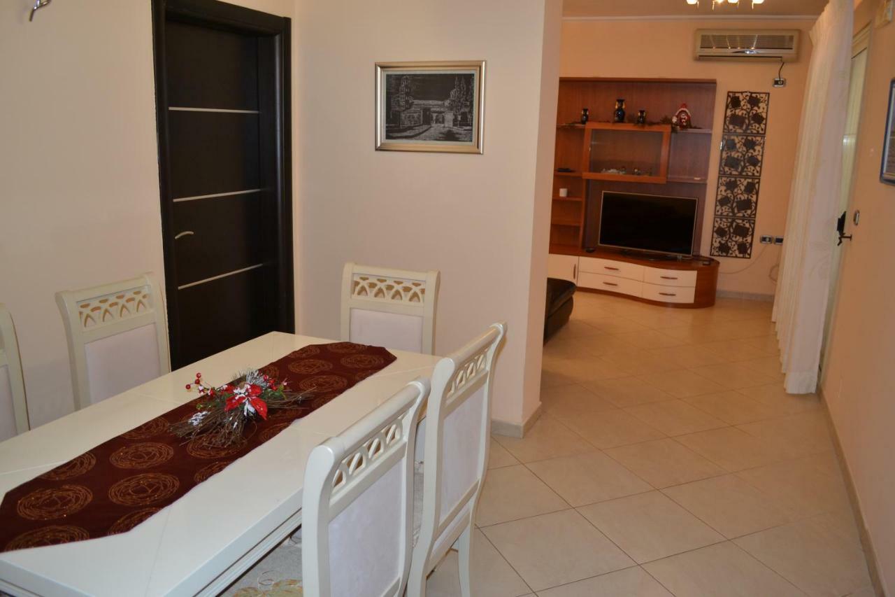 Penthouse Terrace 4 Bedrooms Apartment Vlorë Екстериор снимка