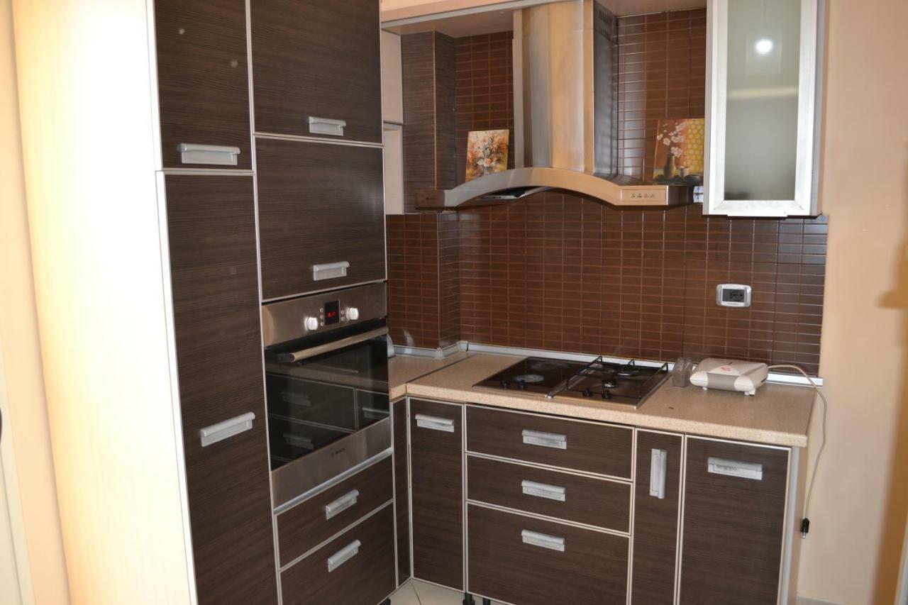 Penthouse Terrace 4 Bedrooms Apartment Vlorë Екстериор снимка