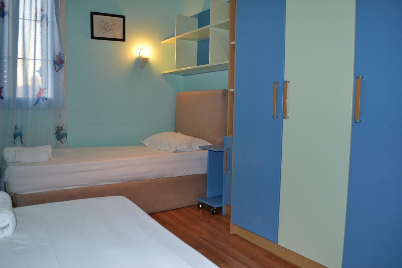 Penthouse Terrace 4 Bedrooms Apartment Vlorë Екстериор снимка