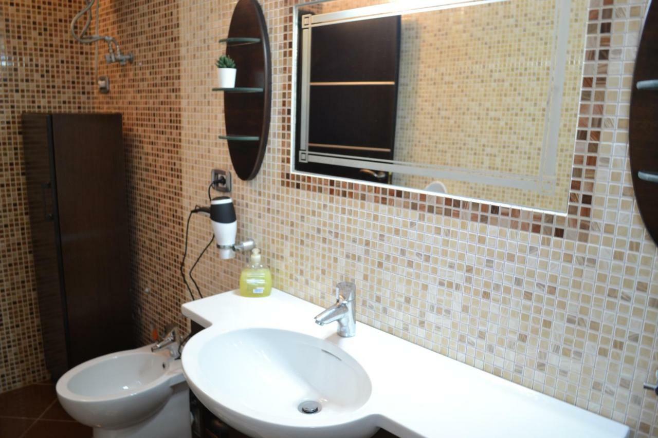 Penthouse Terrace 4 Bedrooms Apartment Vlorë Екстериор снимка