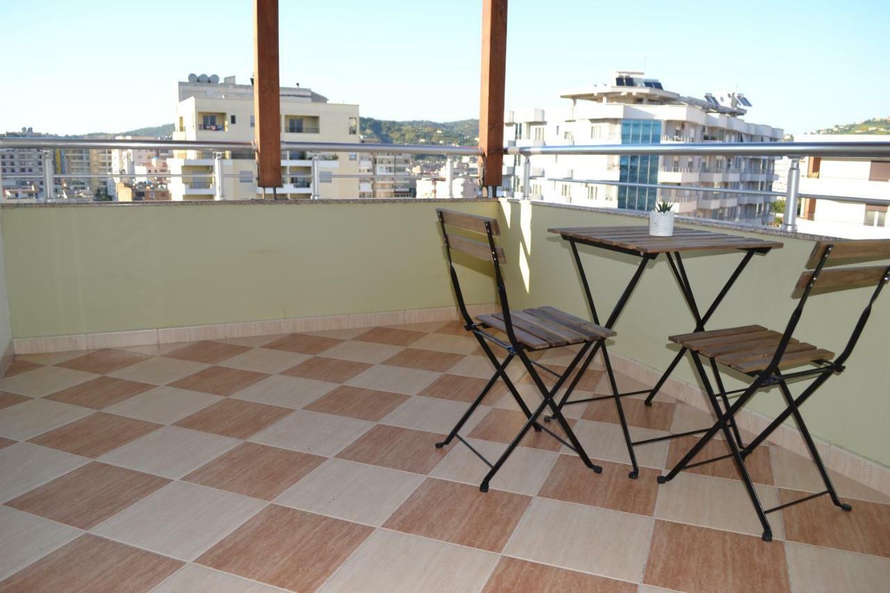 Penthouse Terrace 4 Bedrooms Apartment Vlorë Екстериор снимка